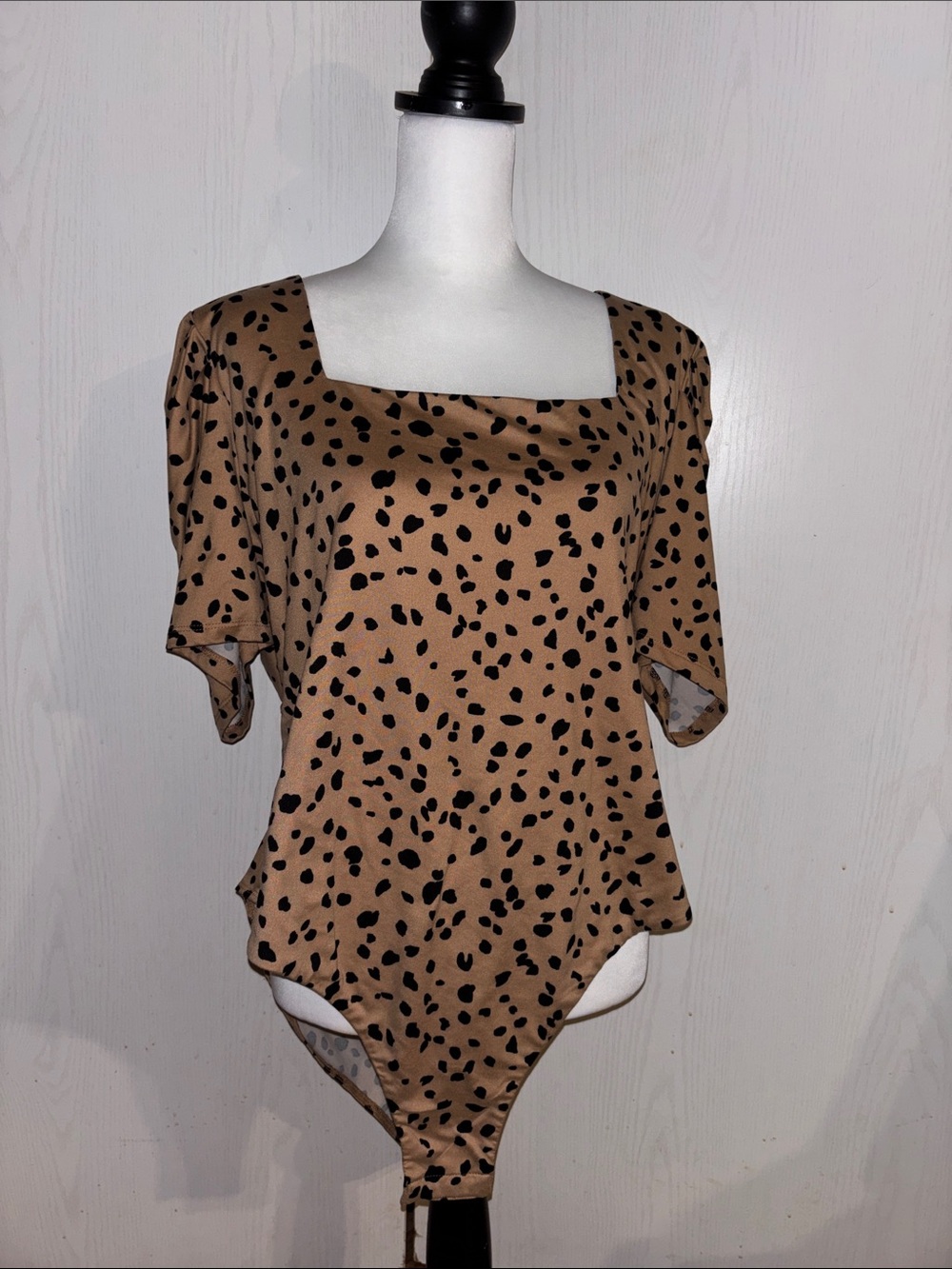 Nine Britton Leopard Print Bodysuit - Tan & Black